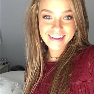 Meet your Posher, Raegan